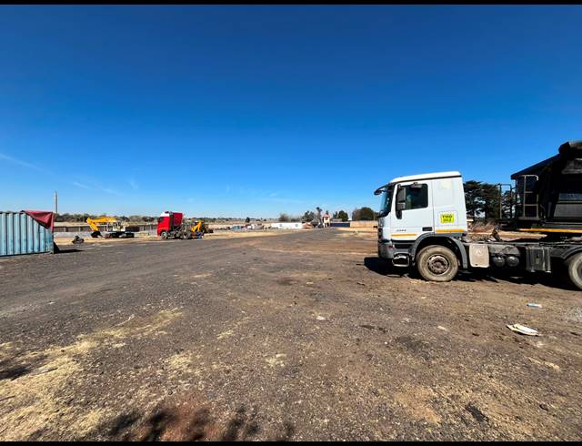 1,000M² WAREHOUSE FOR SALE IN WITPOORT ESTATES